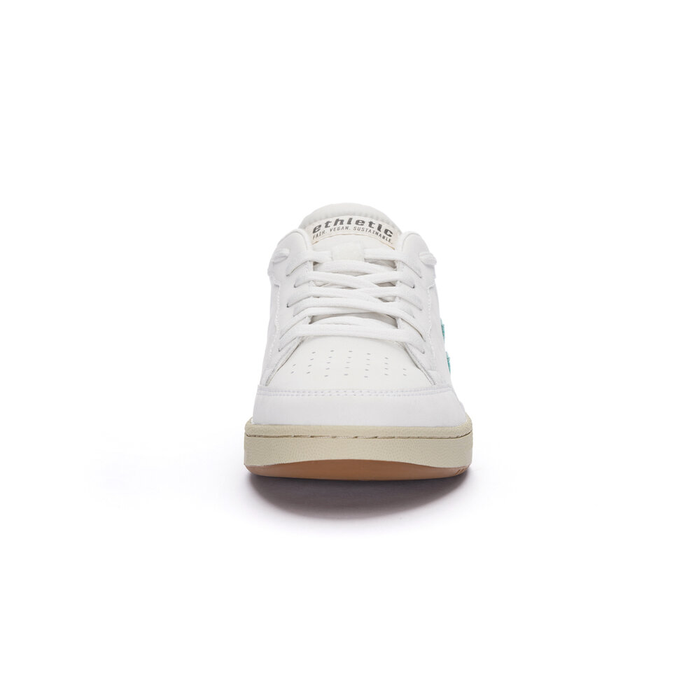 ETHLETIC Jesse Lo Cut Classic Chalk White | Holiday Green