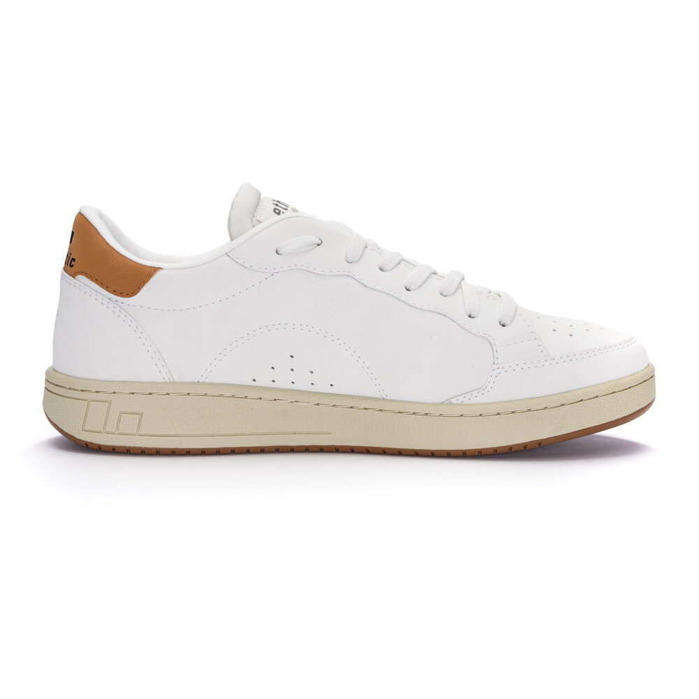 ETHLETIC Jesse Lo Cut Classic Chalk White | Holiday Green