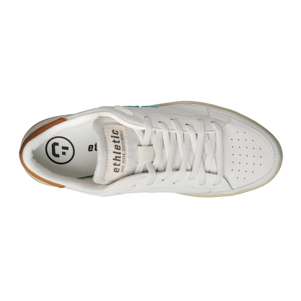 ETHLETIC Jesse Lo Cut Classic Chalk White | Holiday Green