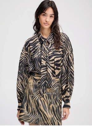 Munthe Dames Klassiek Krag all-over print Blouse, bruin