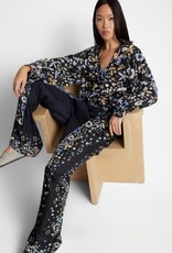 Munthe Dames Zijden Flora Wijde Broek, zwart