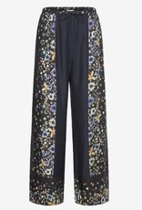Munthe Dames Zijden Flora Wijde Broek, zwart