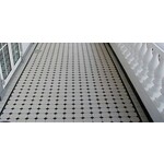 TopCer 4414 White Octagon 10x10 + 4420 Brick Red Dot 3x3, afname per doos van 1.26 m²