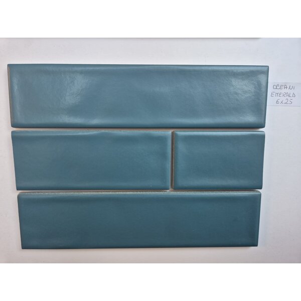 Prachtige wandtegel 6x25 cm, afname per doos van 0,75 m²