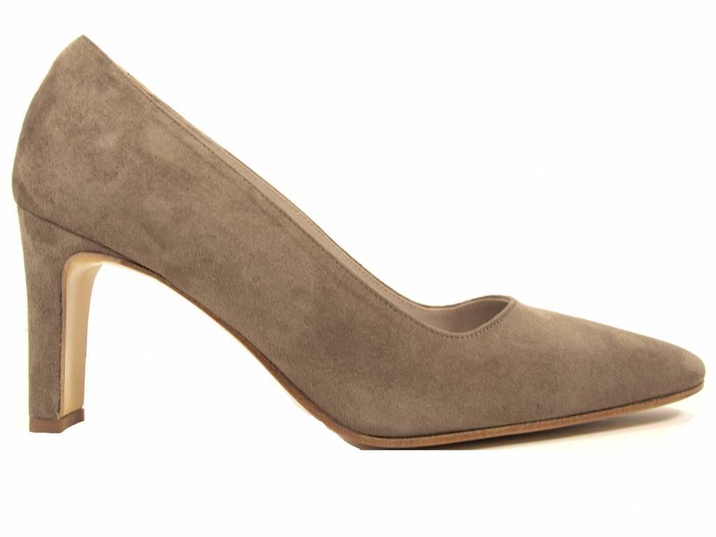 taupe pump