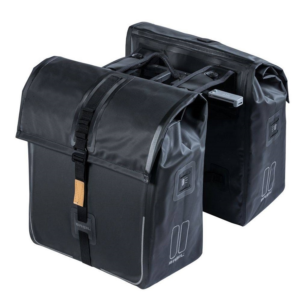 Basil Dubbele Dry Bag MIK 50L Zwart - Fietstas.com