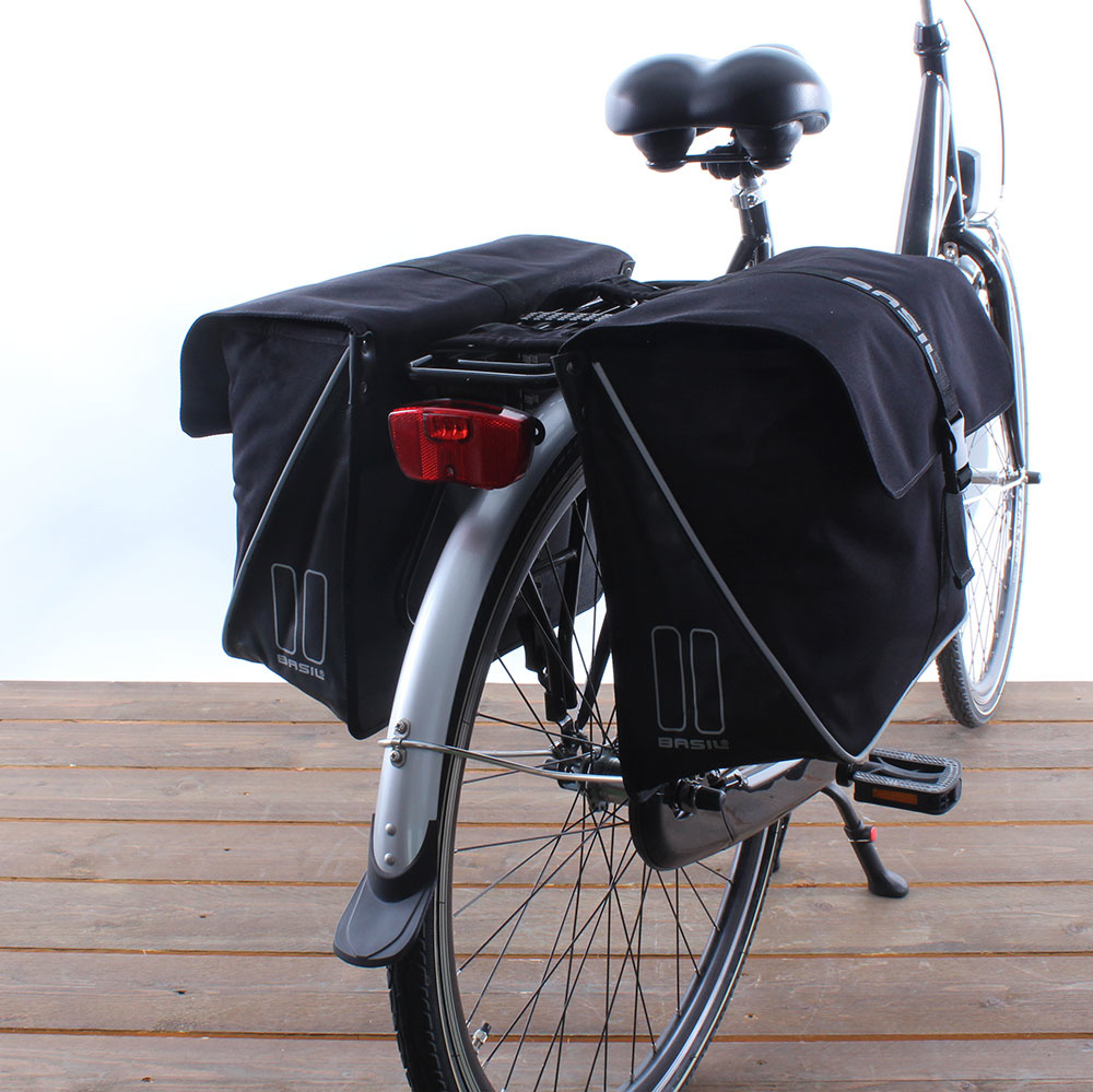 Uitpakken zonlicht Verpersoonlijking Basil Dubbele fietstas Forte 32L Zwart | Extra stevige fietstas - Fietstas .com