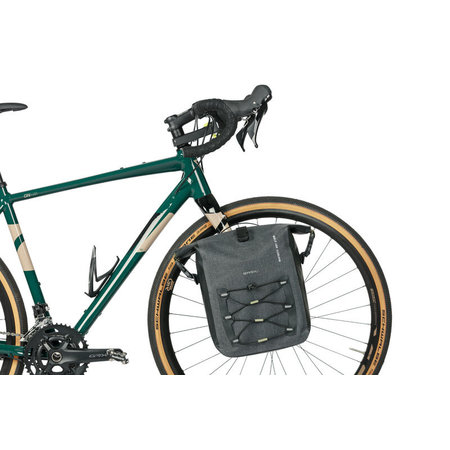 Basil Enkele Fietstas Navigator Storm MIK Studs M 12-15L Zwart - Waterdicht
