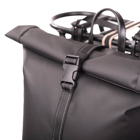 Urban Proof Enkele fietstas Rolltop Recycled 20L Zwart