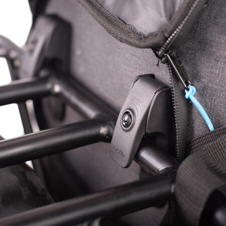 Beck Enkele fietstas en rugtas Base Backpack Zwart/Blauw 18L