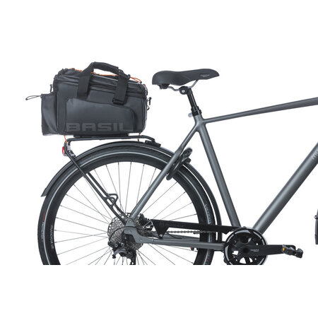Basil Miles Tarpaulin Trunkbag XL Pro MIK 2.0 9-36L Bagagedragertas Black Orange
