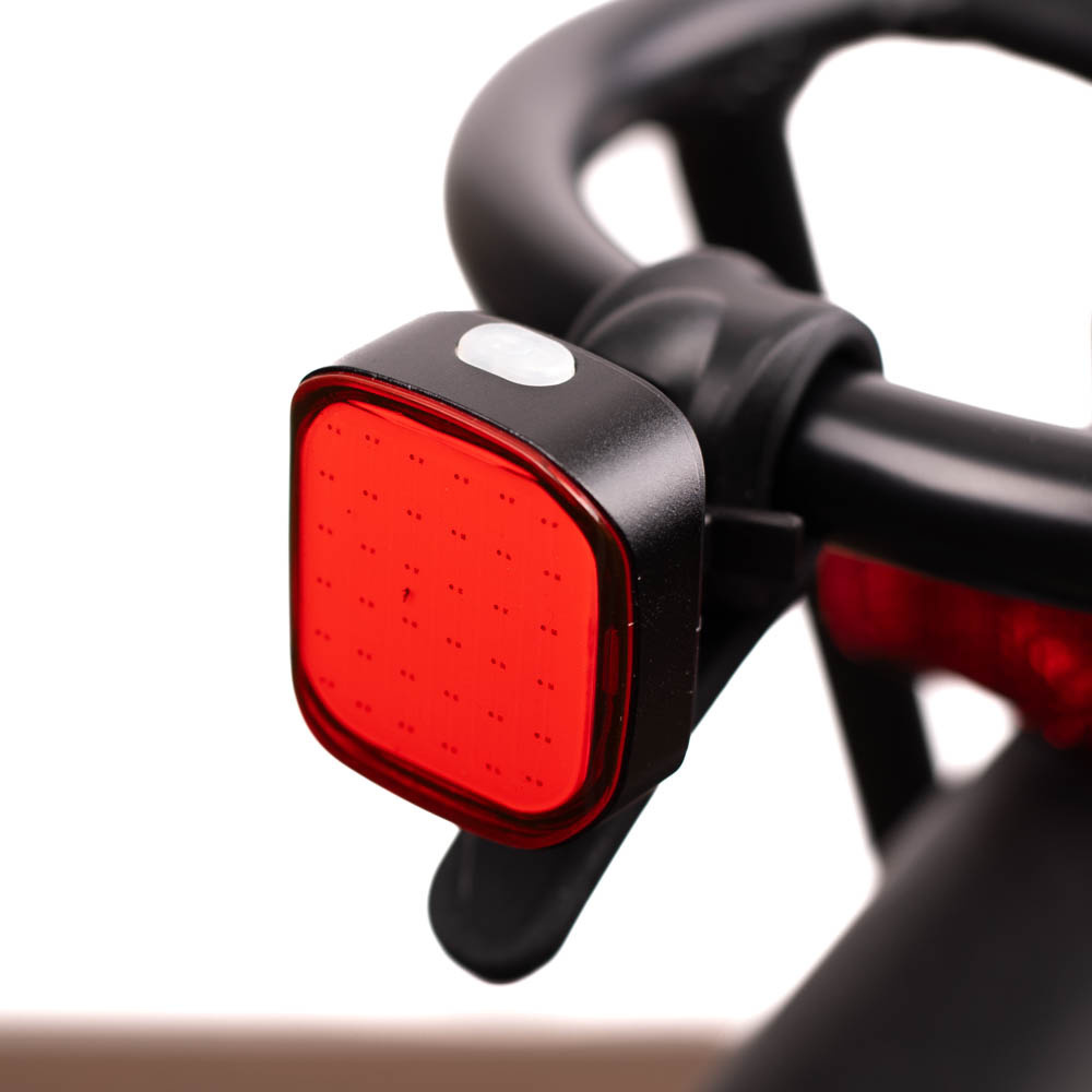 Fietslampenset StVZO goedgekeurd USB-oplaadbaar - 100 lux voorlicht met