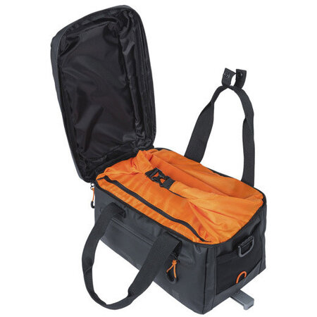 Basil Miles Tarpaulin Bagagedragertas 7L MIK 2.0 Black Orange