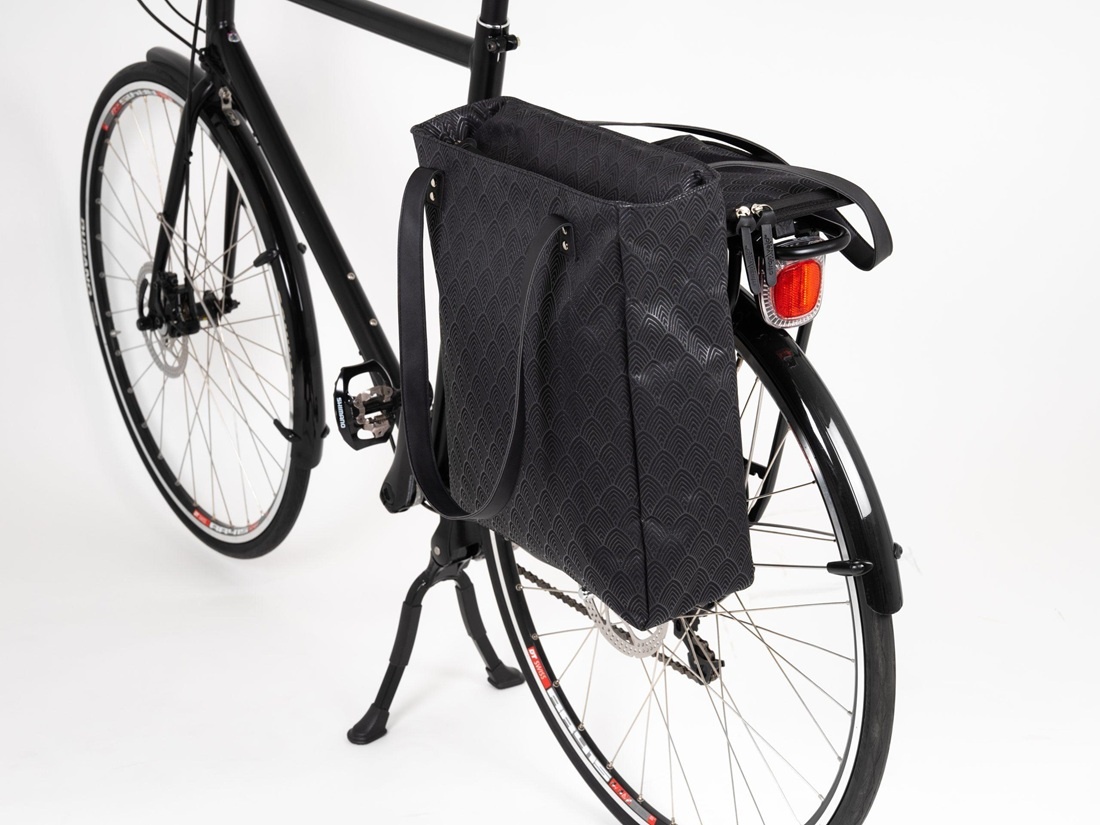 Enkele fietstas Bella Tote Bag AVS 13L Black Leaf