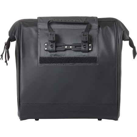 Basil Grand Tarpaulin Fietsshopper MIK Hooks 23L Zwart