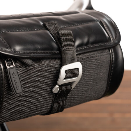 Shad Stuurtas Genuine Bar Bag 3L Dublin Black