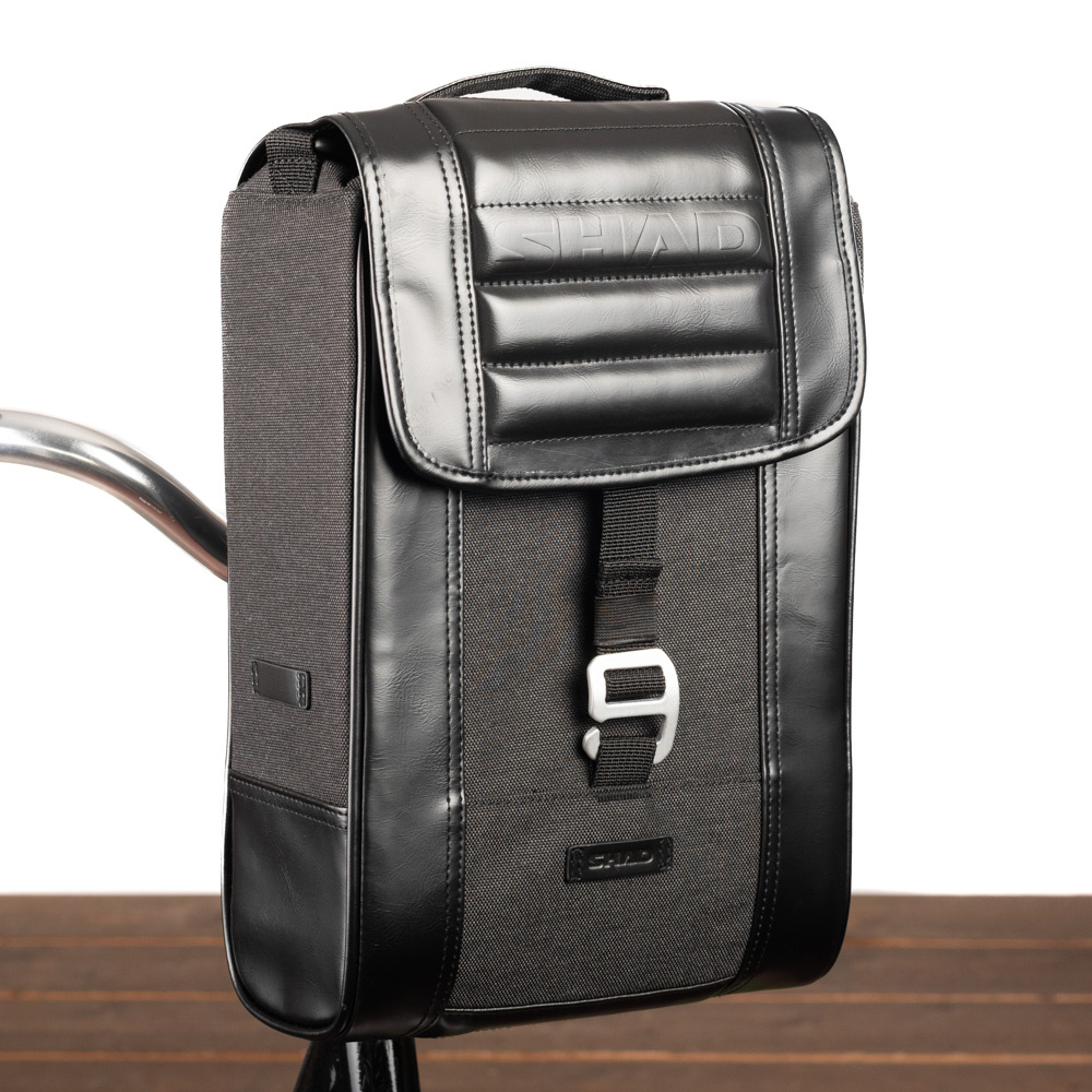 Stuurtas Genuine Mail Bag 8L Dublin Black