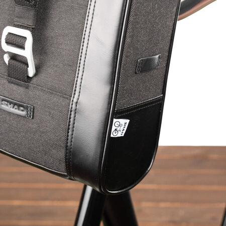 Shad Stuurtas Genuine Mail Bag 8L Dublin Black