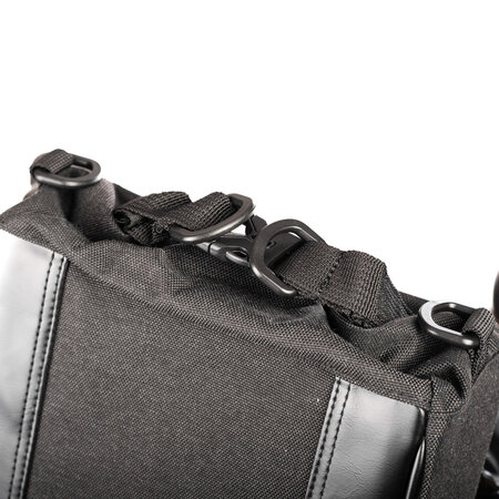 Shad Stuurtas Genuine Mail Bag 8L Dublin Black