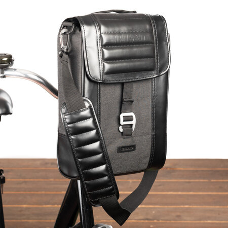 Shad Stuurtas Genuine Mail Bag 8L Dublin Black