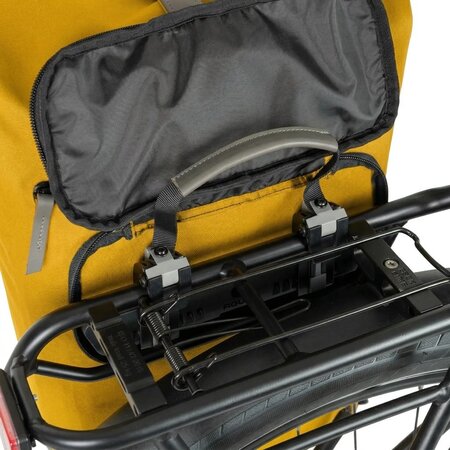 AGU Enkele fietstas Convoy Clean Urban 17L Mustard CG - Waterdicht