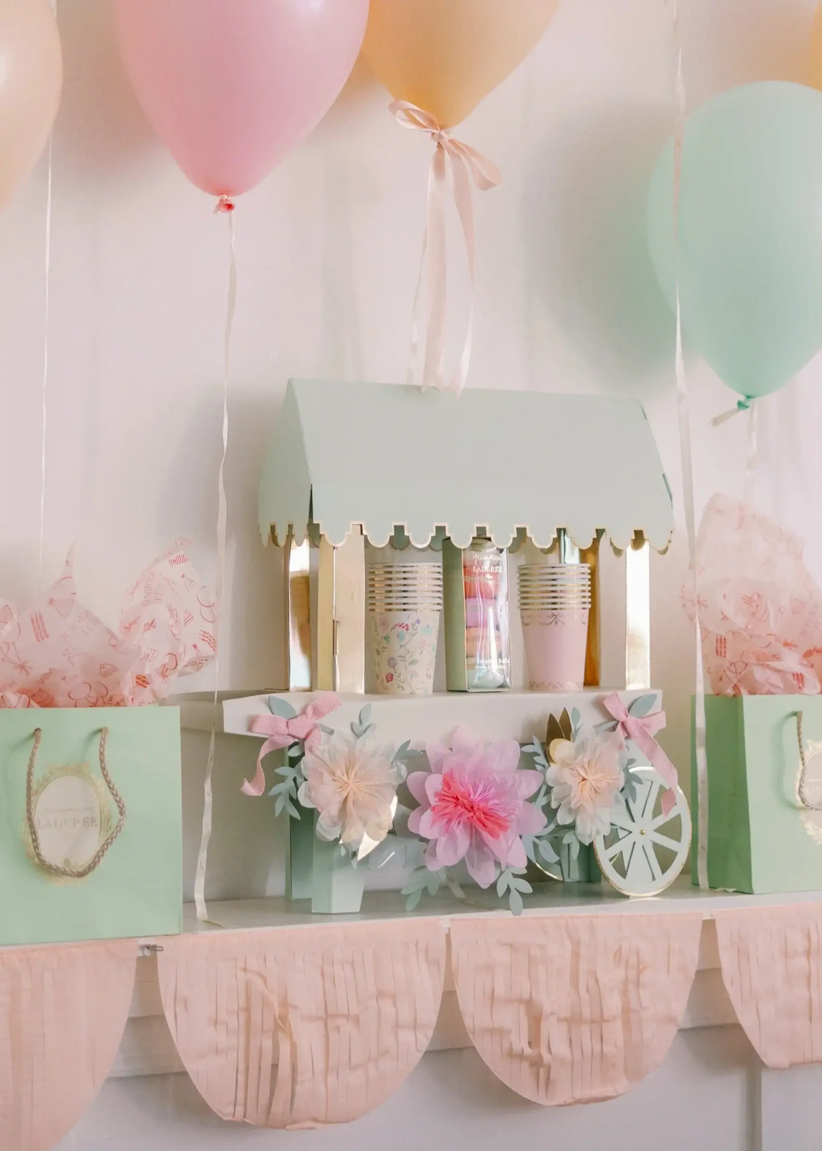 Meri Meri Laduree Paris Macaron Cart Cen