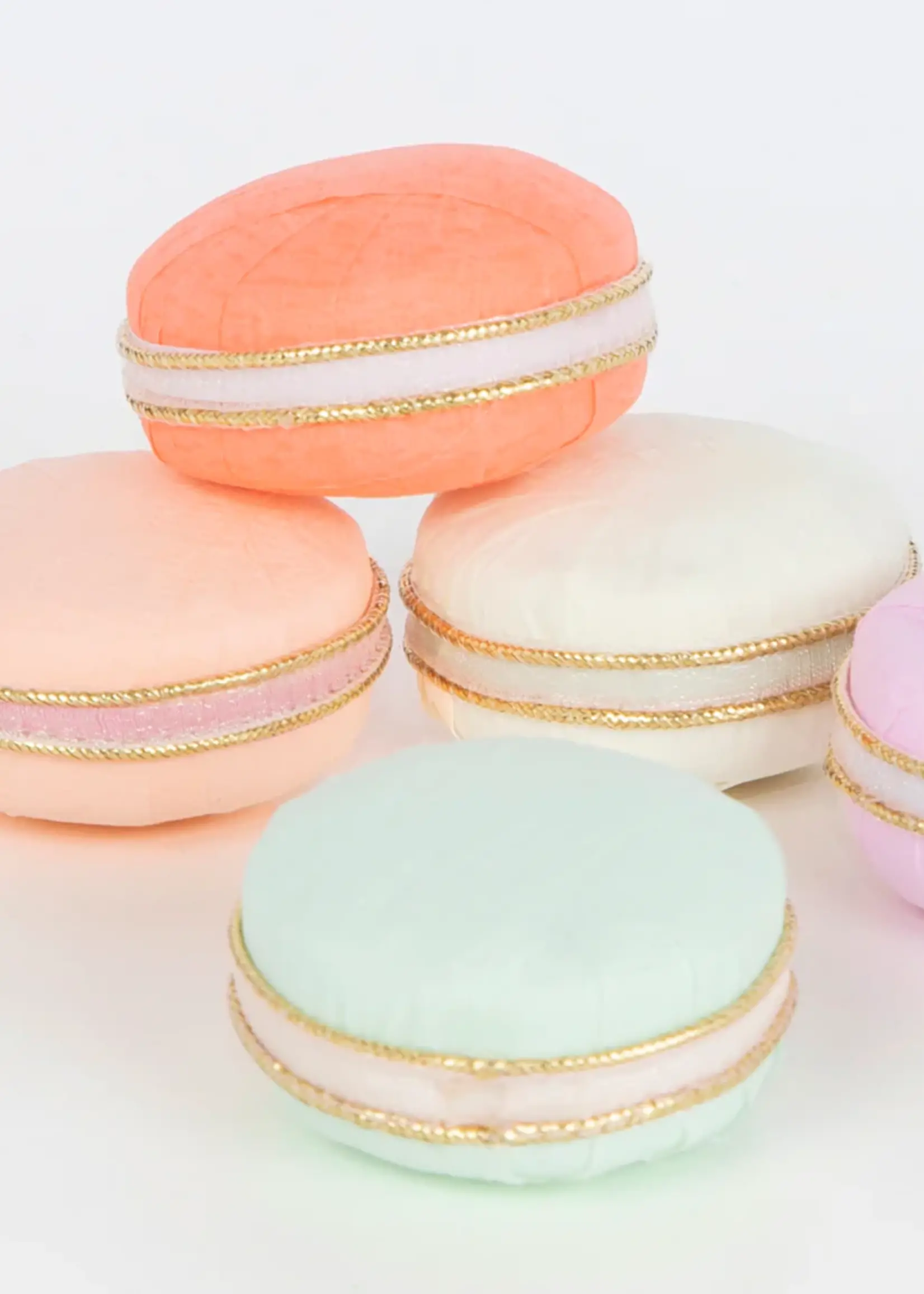 Meri Meri Laduree Paris Macaron Surprise