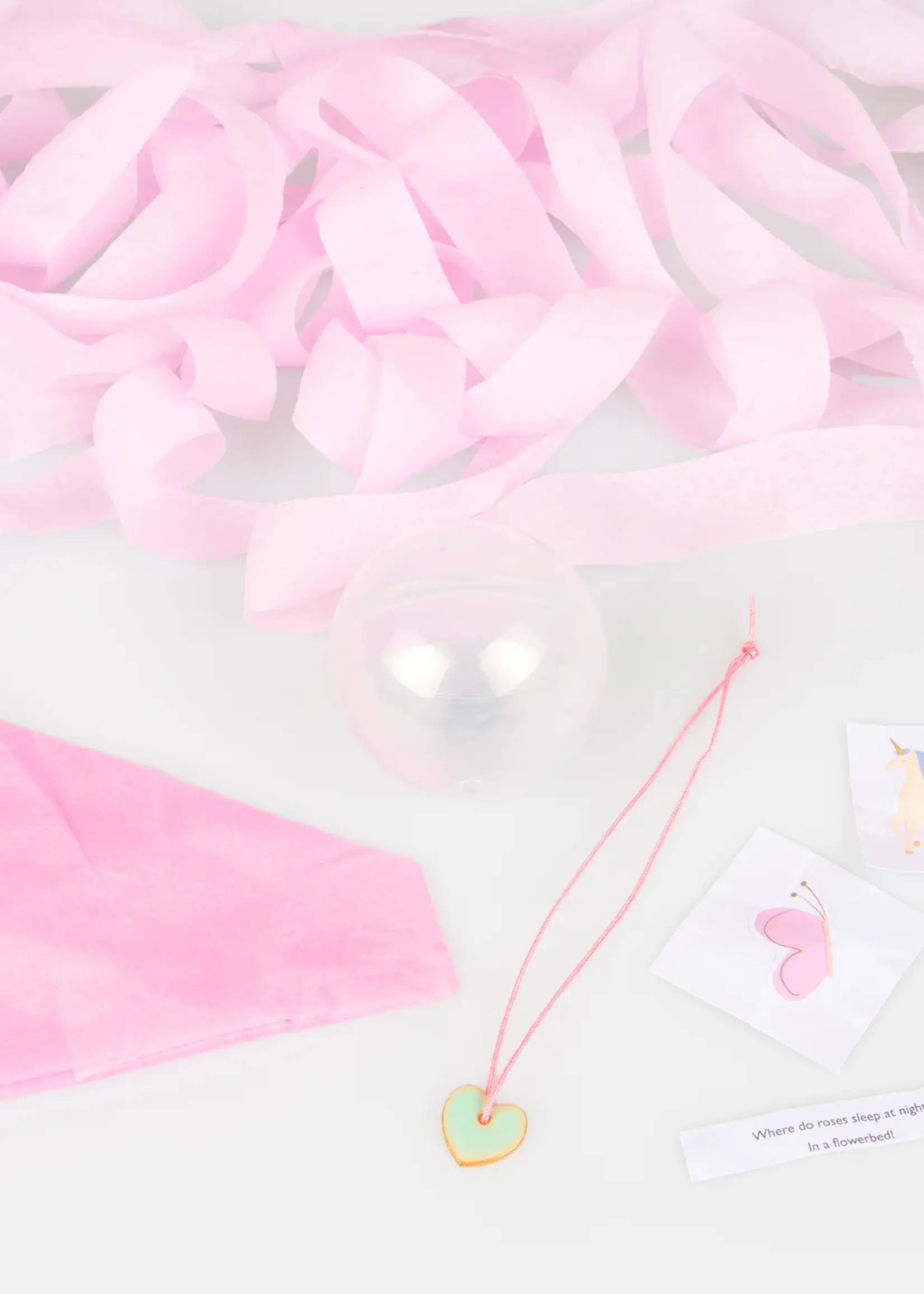 Meri Meri Velvet Bow Surprise Balls