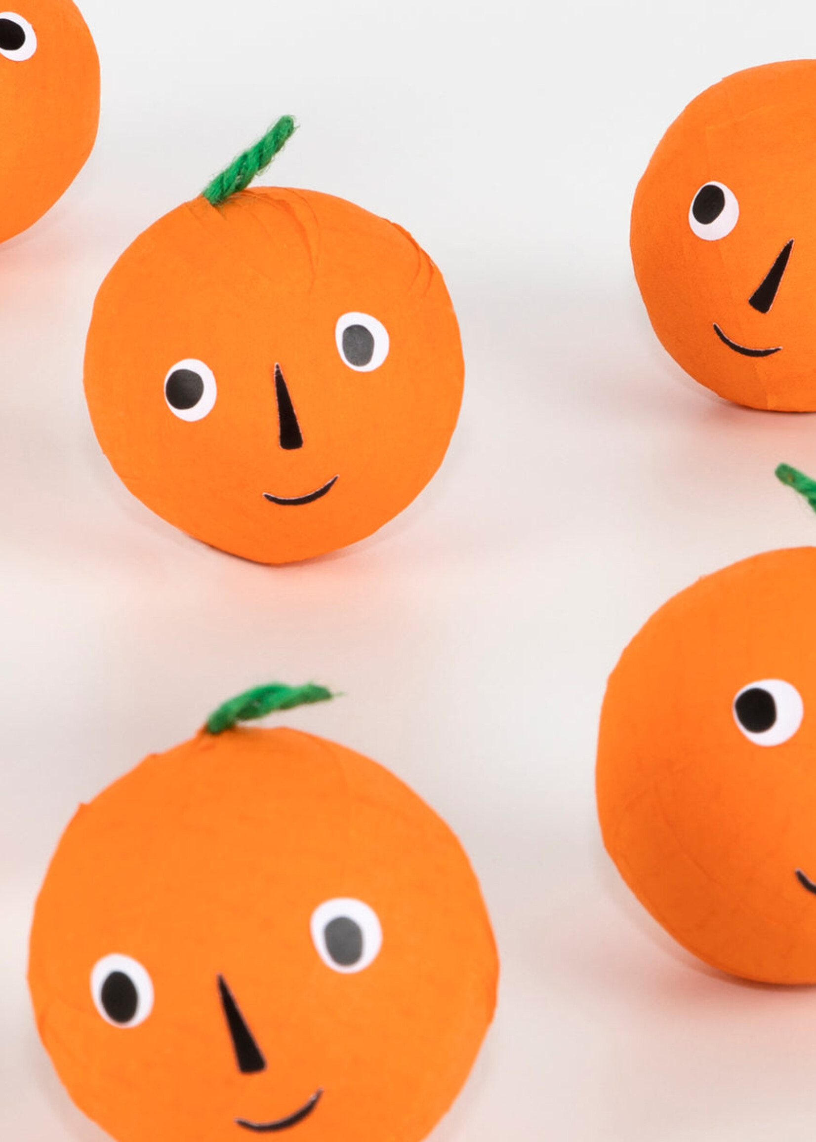 Meri Meri Pumpkin Surprise Balls