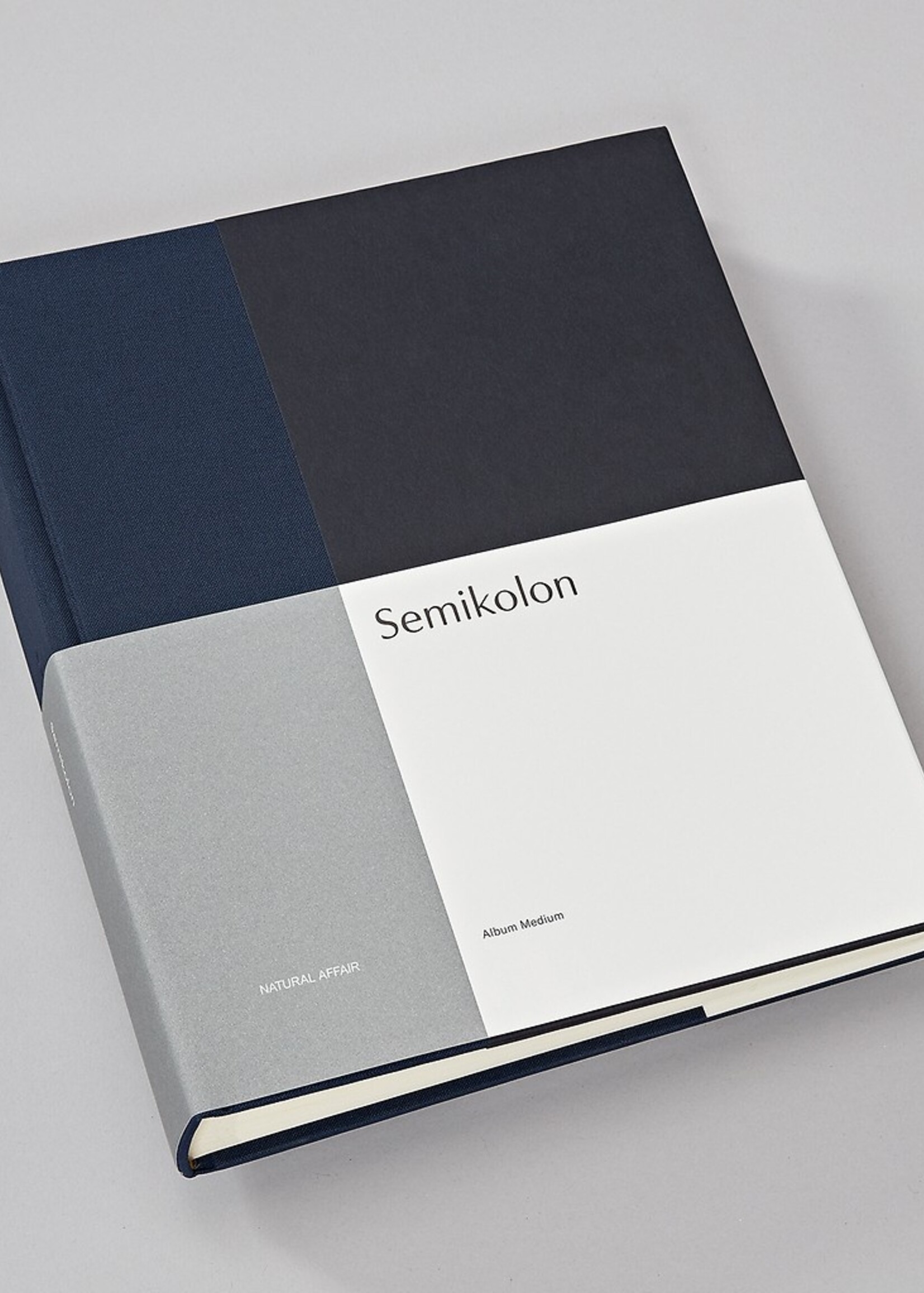 Semikolon Album Medium NATURAL AFFAIR, M