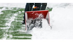 Tips voor winter onderhoud in de tuin en kunstgras