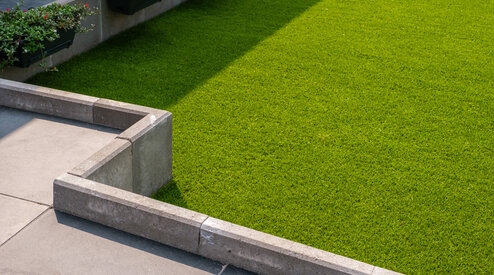Kunstgras in de openbare ruimte