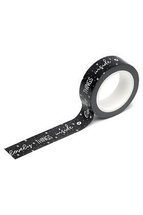 Masking tape zwart met witte tekst Lovely things inside