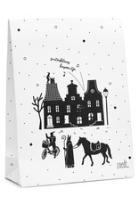 Zoedt Sinterklaas cadeauzakje wit met zwart patroon en Sint tafereeltje - met bodem