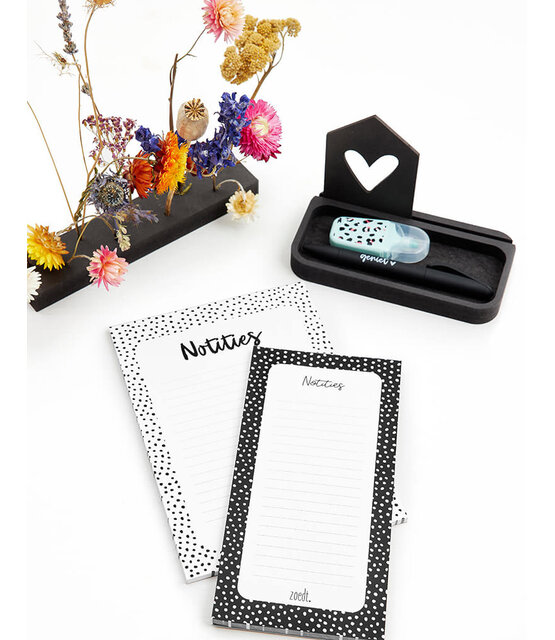 Notitieblok zwart met dots patroon