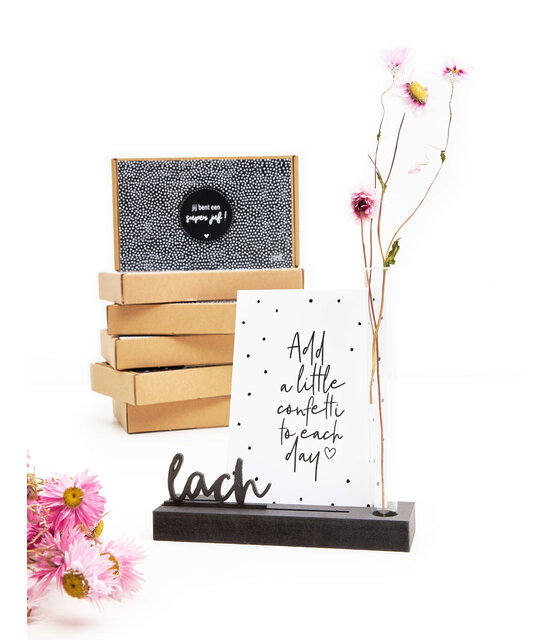 Kaarthouder met vaasje en tekst Lach