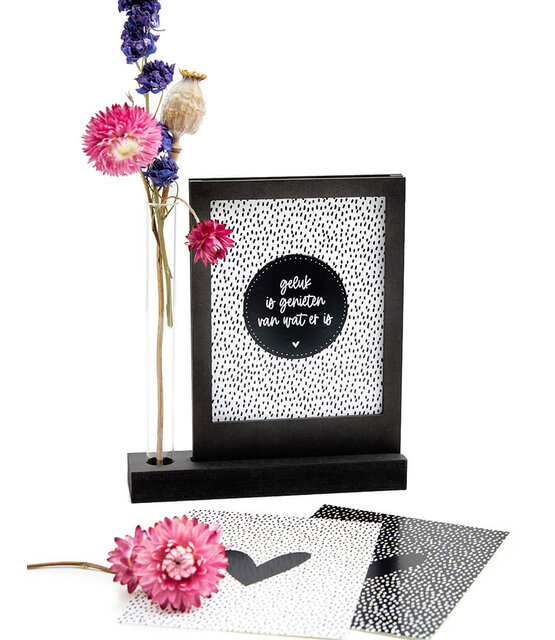 Zwarte houten wissellijst met vaasje