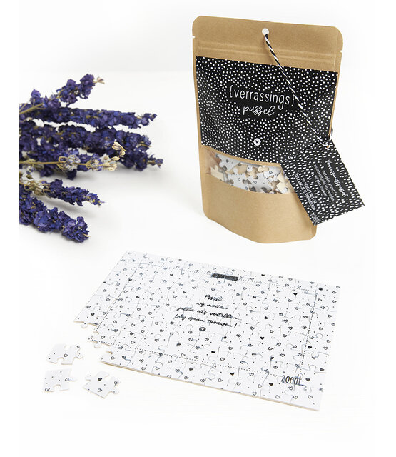 Verrassingspuzzel 'Pssst.. Wij moeten jullie iets vertellen. Wij gaan trouwen!' Verrassingspuzzel 'Pssst.. Wij moeten jullie iets vertellen. Wij gaan trouwen!'