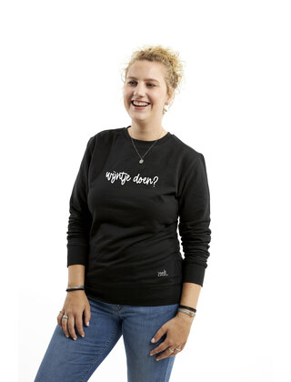 Zwarte sweater met tekst 'Wijntje doen?'