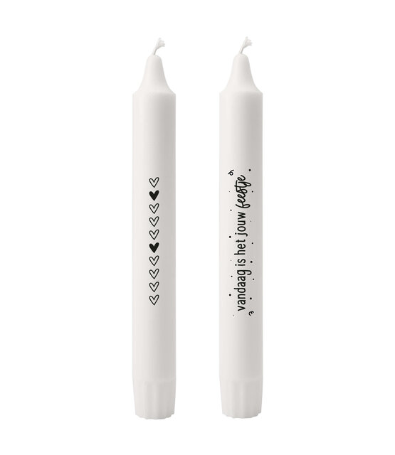 Set van 2 dinerkaarsen met tekst - 'Vandaag is het jouw feestje'