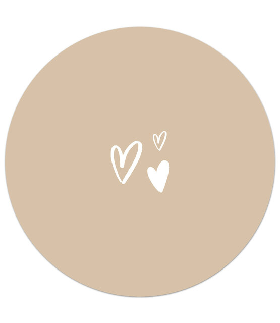 Zandkleurige tuincirkel/muurcirkel met hartjes perfect als wanddecoratie voor buiten en binnen