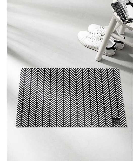 Deurmat zwart 40x60 cm – met grafisch patroon — sfeervolle schoonloopmat met anti-slip | Zoedt