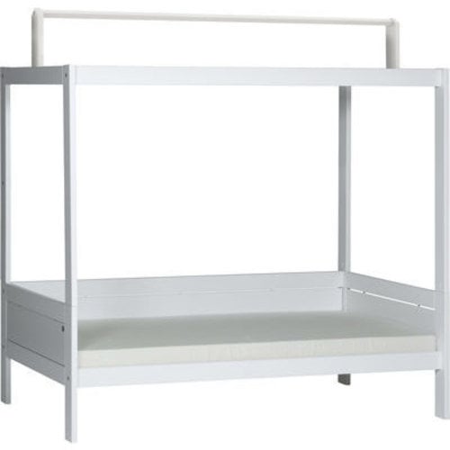 LIFETIME KIDSROOMS  basic bed with roof construction for fabric roof white