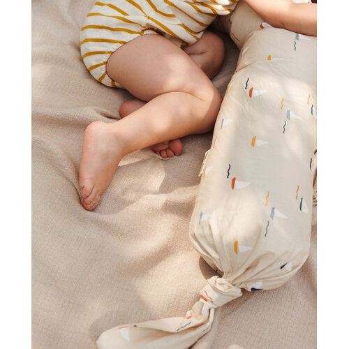 DEAR APRIL Bettschlange Pond Boats DEAR APRIL Bettschlange Pond Boats