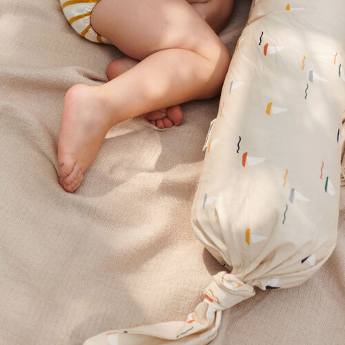 DEAR APRIL Bettschlange Pond Boats DEAR APRIL Bettschlange Pond Boats