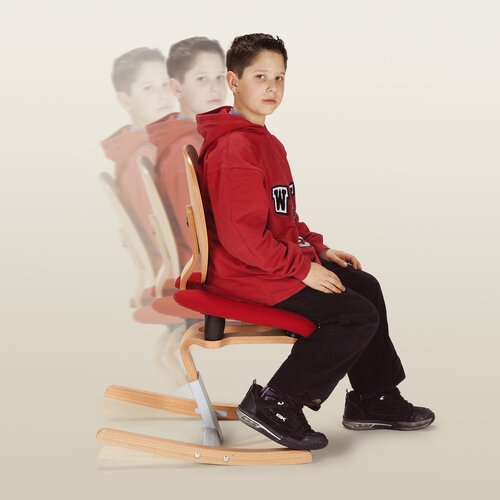 Moizi M 6 Kufenstuhl mit Holzrücken