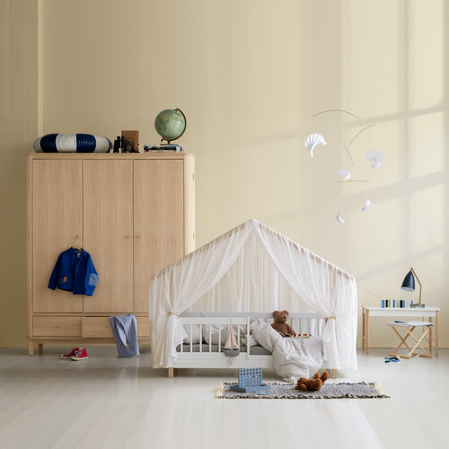 Oliver Furniture Wood wardrobe 3 doors oak