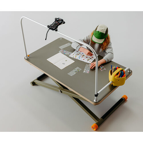 poptop Höhenverstellbarer Kinderschreibtisch grün