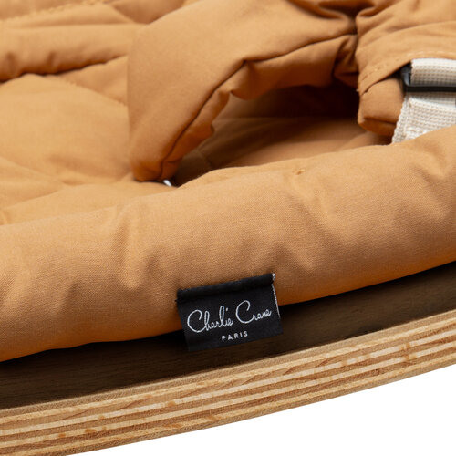Charlie Crane Babywippe LEVO - Camel Charlie Crane Babywippe LEVO - Camel