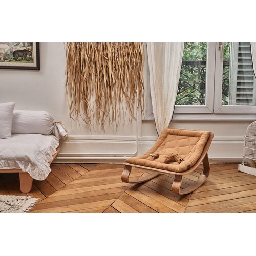 Charlie Crane Babywippe LEVO - Camel Charlie Crane Babywippe LEVO - Camel